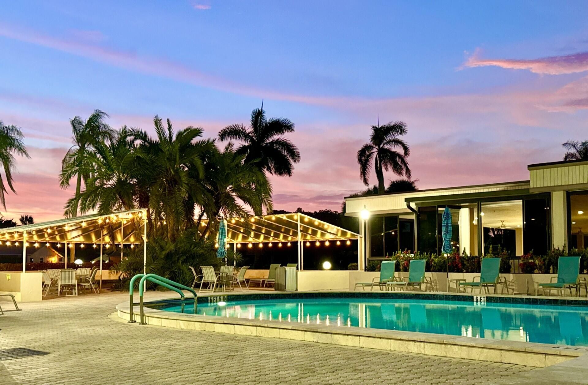 5055 Oakhill Lane, Unit 221, Delray Beach, FL 33484 Photo