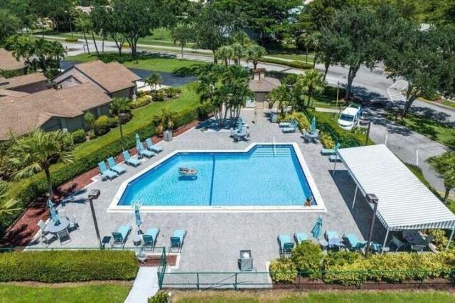 5055 Oakhill Lane, Unit 221, Delray Beach, FL 33484 Photo
