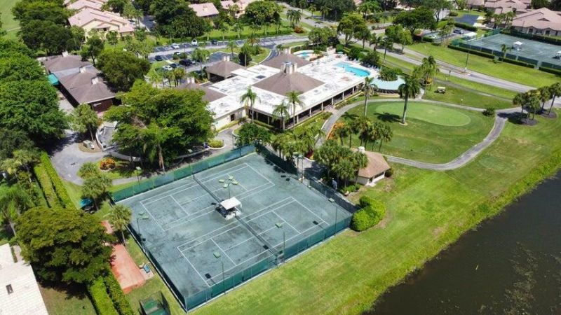 5055 Oakhill Lane, Unit 221, Delray Beach, FL 33484 Photo
