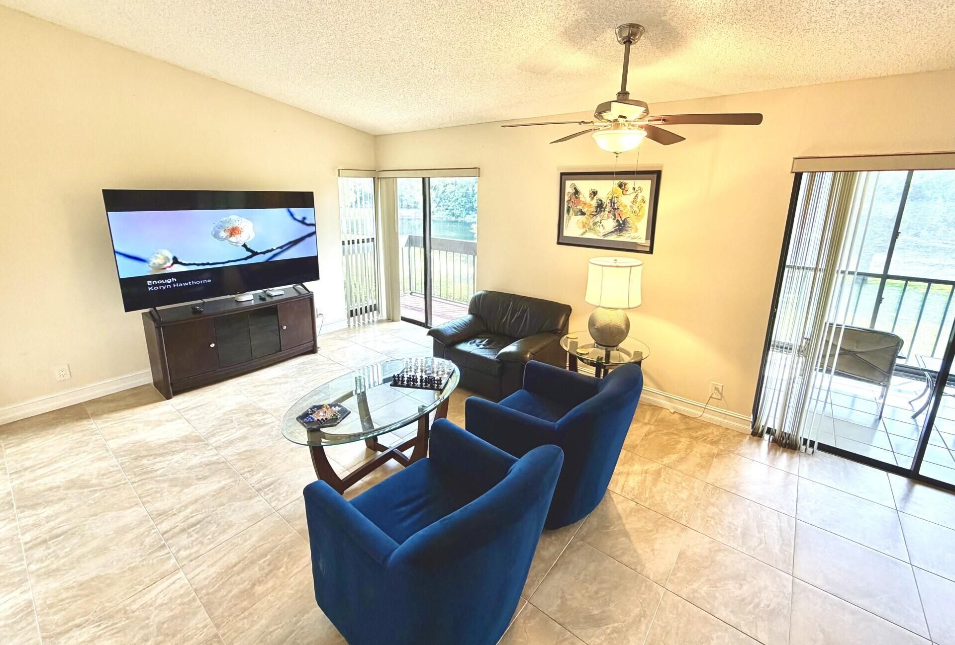 5055 Oakhill Lane, Unit 221, Delray Beach, FL 33484 Photo