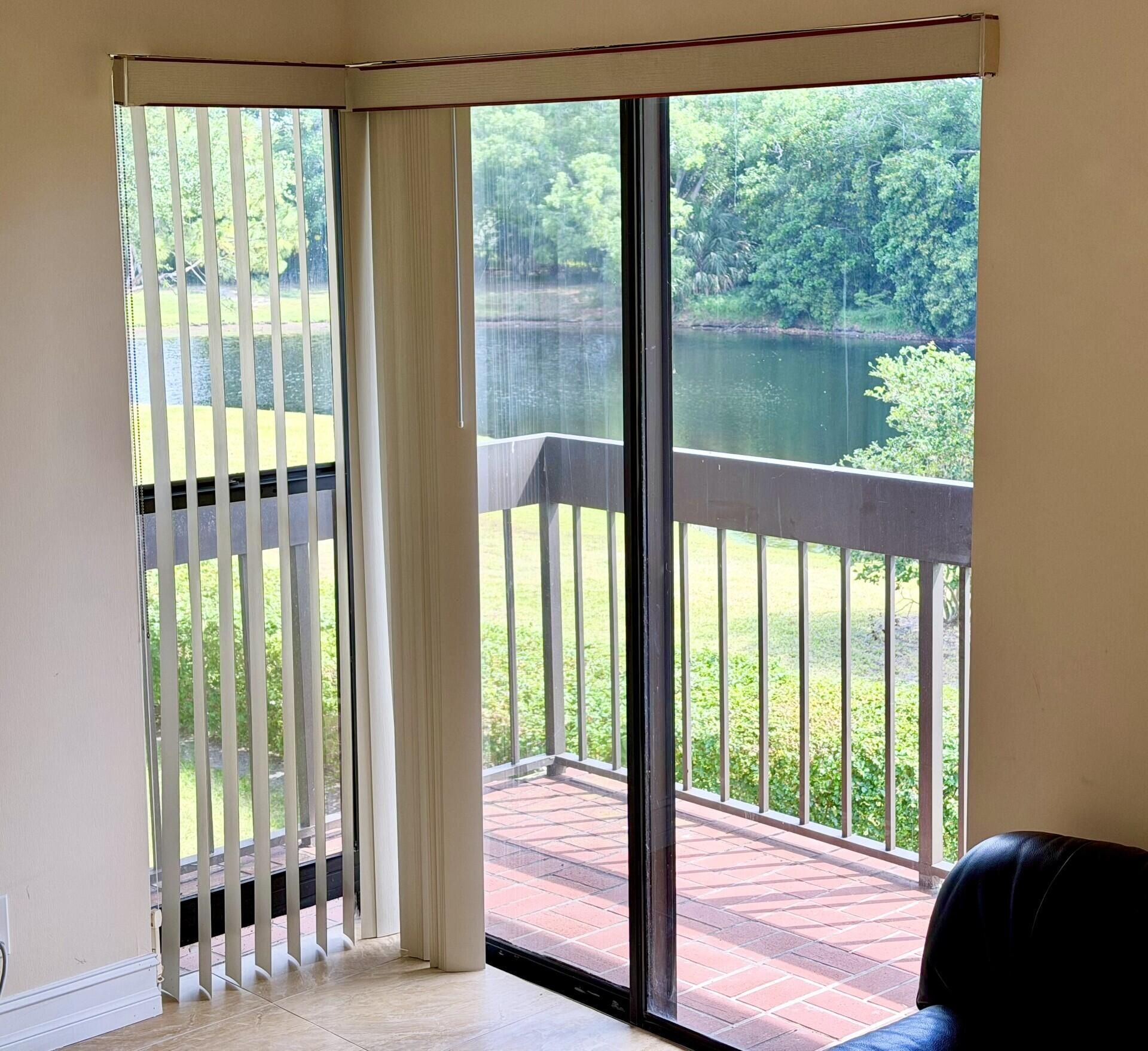 5055 Oakhill Lane, Unit 221, Delray Beach, FL 33484 Photo
