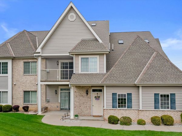 1351 Rose Ct, Unit #53, Waukesha, WI 53186
