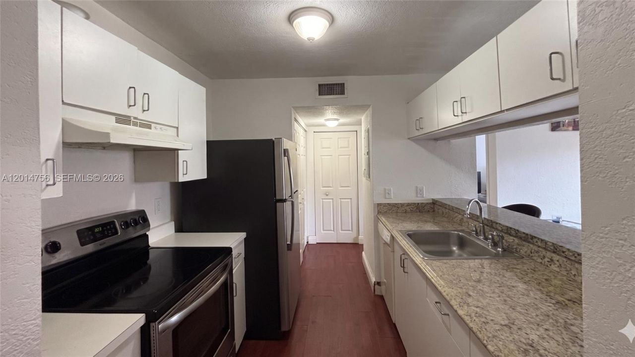 10420 SW 158th Ct , Unit 105, Miami, FL 33196 Photo