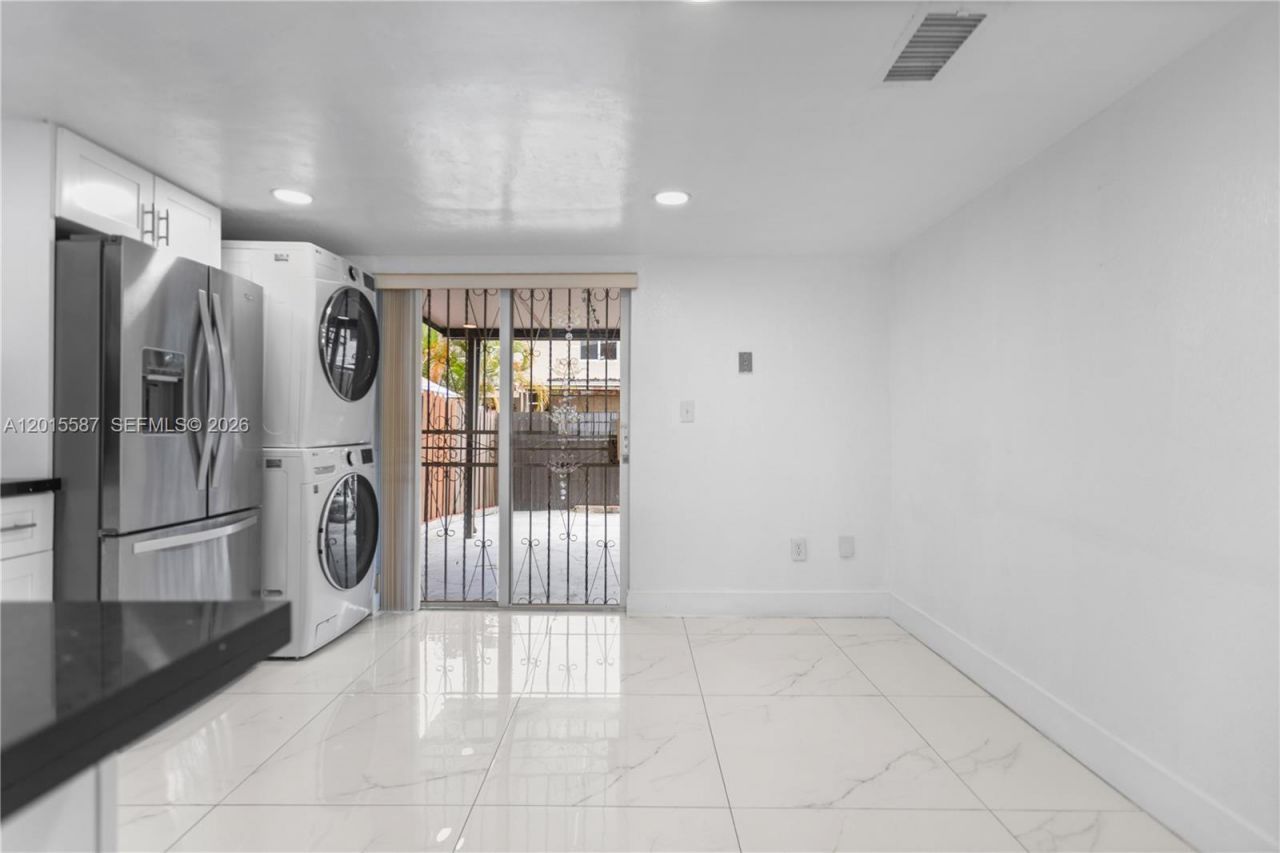 4079 W 9th Ln , Unit 74, Hialeah, FL 33012 Photo