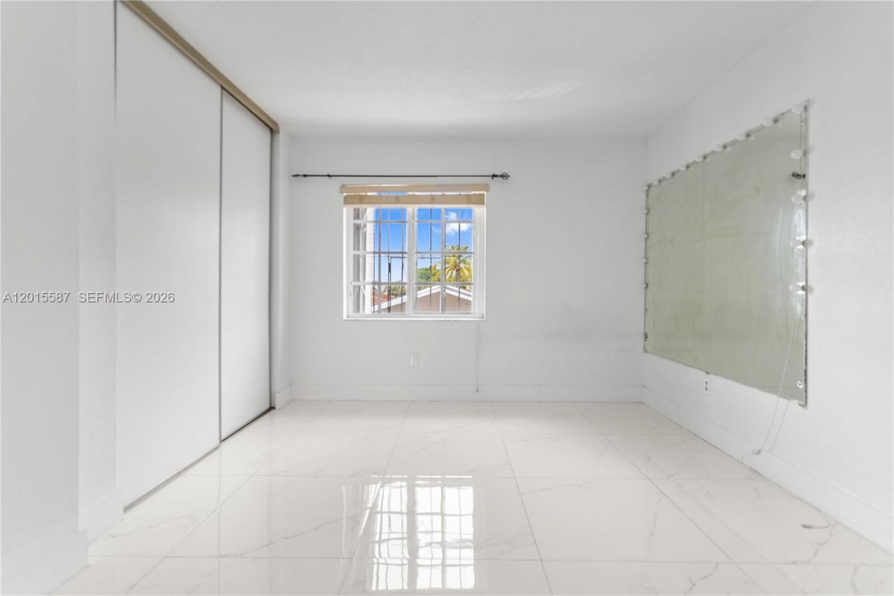 4079 W 9th Ln , Unit 74, Hialeah, FL 33012 Photo