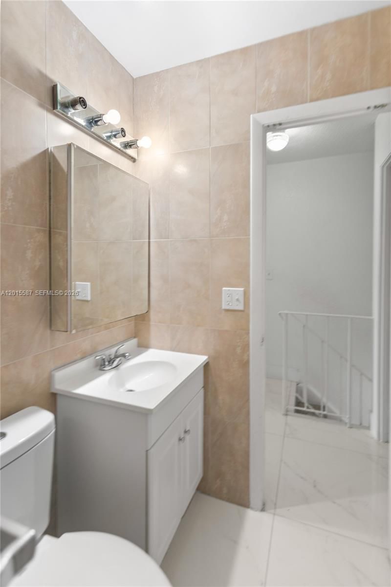 4079 W 9th Ln , Unit 74, Hialeah, FL 33012 Photo