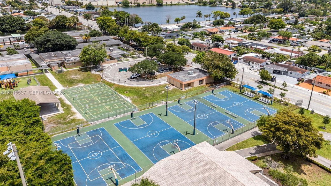 4079 W 9th Ln , Unit 74, Hialeah, FL 33012 Photo