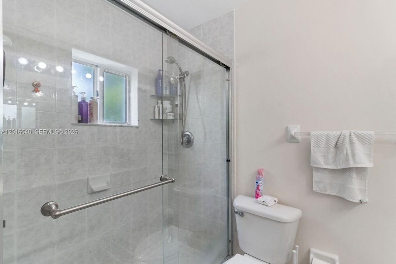 5605 NW 109th Ave , Unit 71, Doral, FL 33178 Photo
