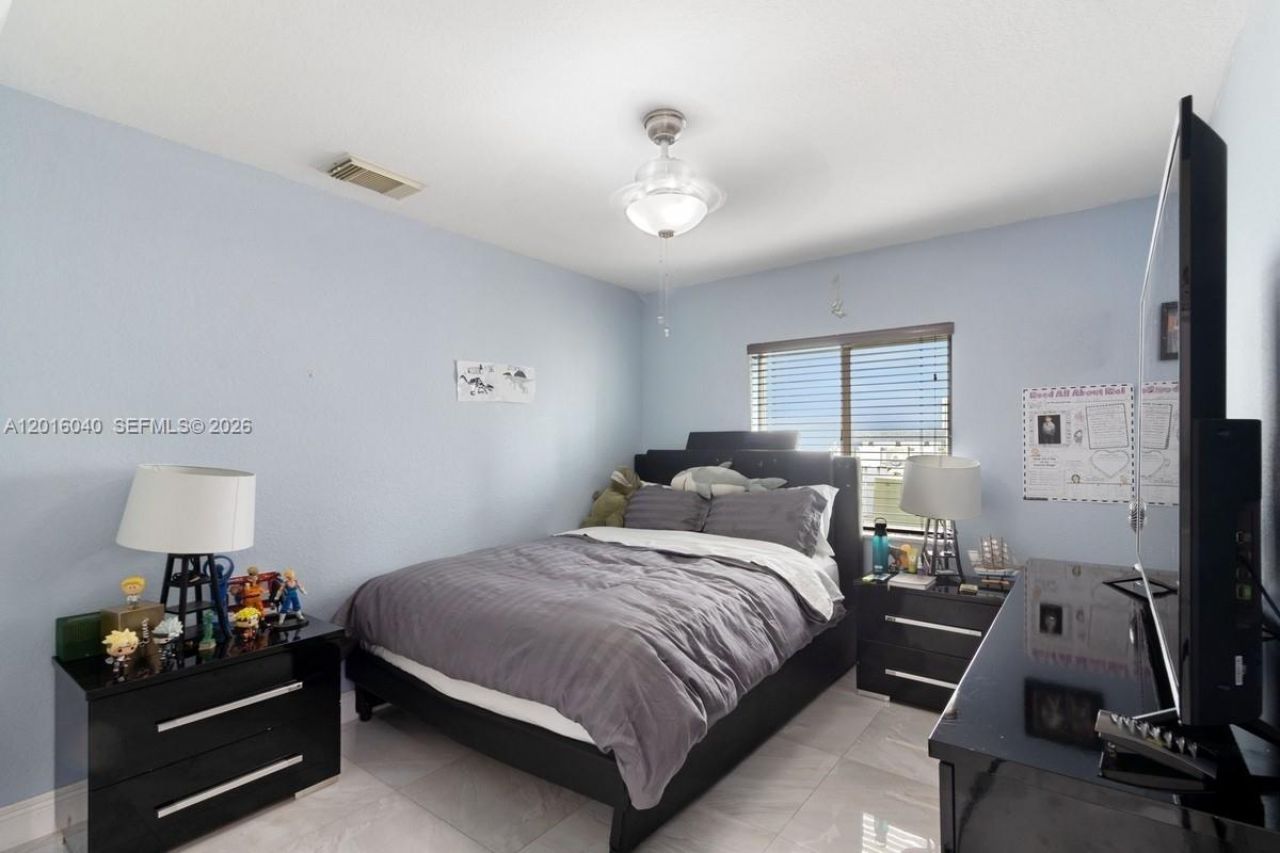 5605 NW 109th Ave , Unit 71, Doral, FL 33178 Photo