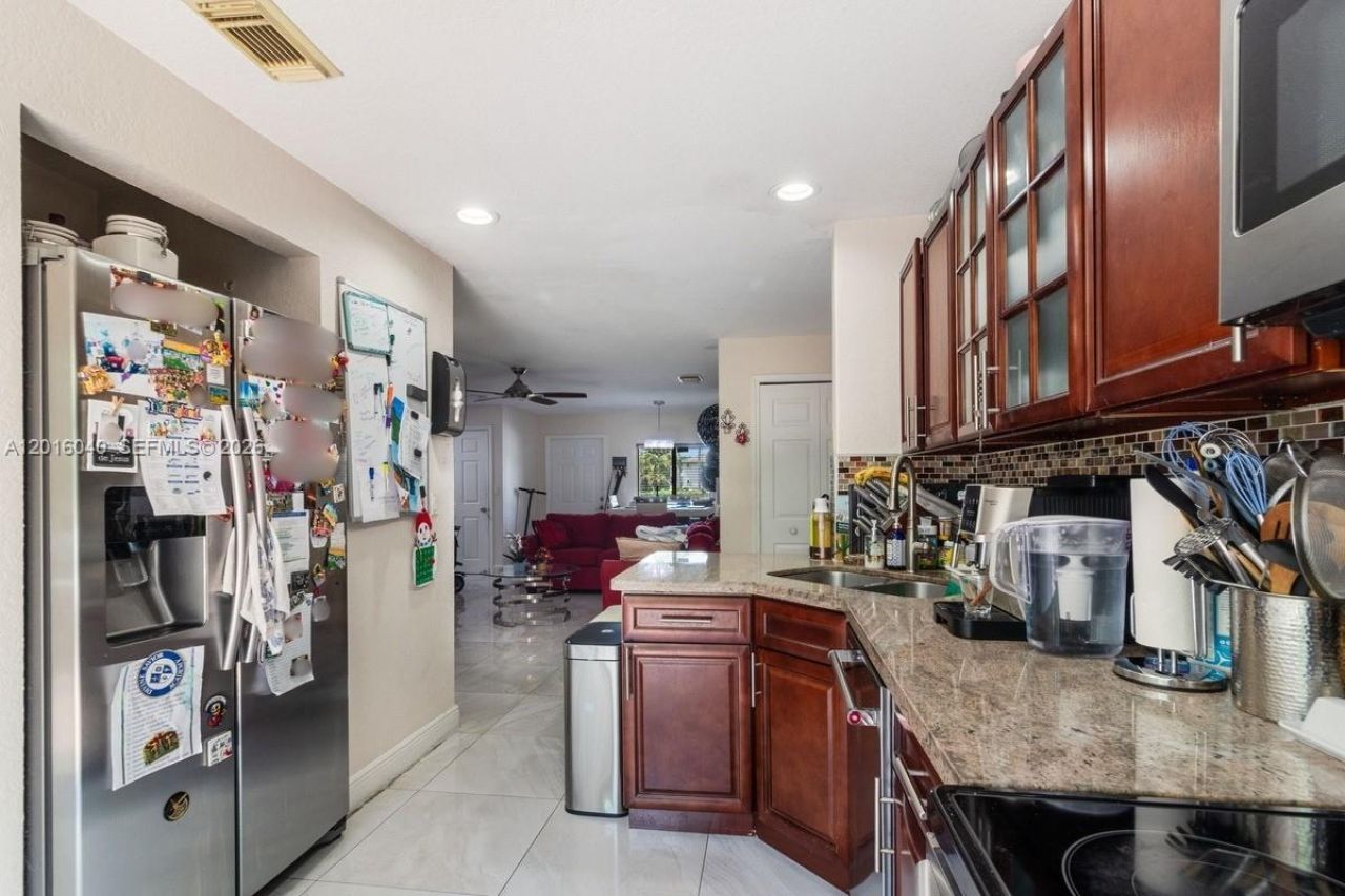 5605 NW 109th Ave , Unit 71, Doral, FL 33178 Photo