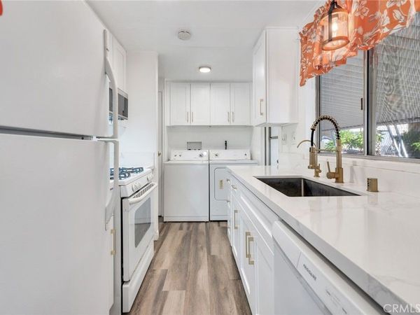 4000 Pierce, Unit 295, Riverside, CA 92505