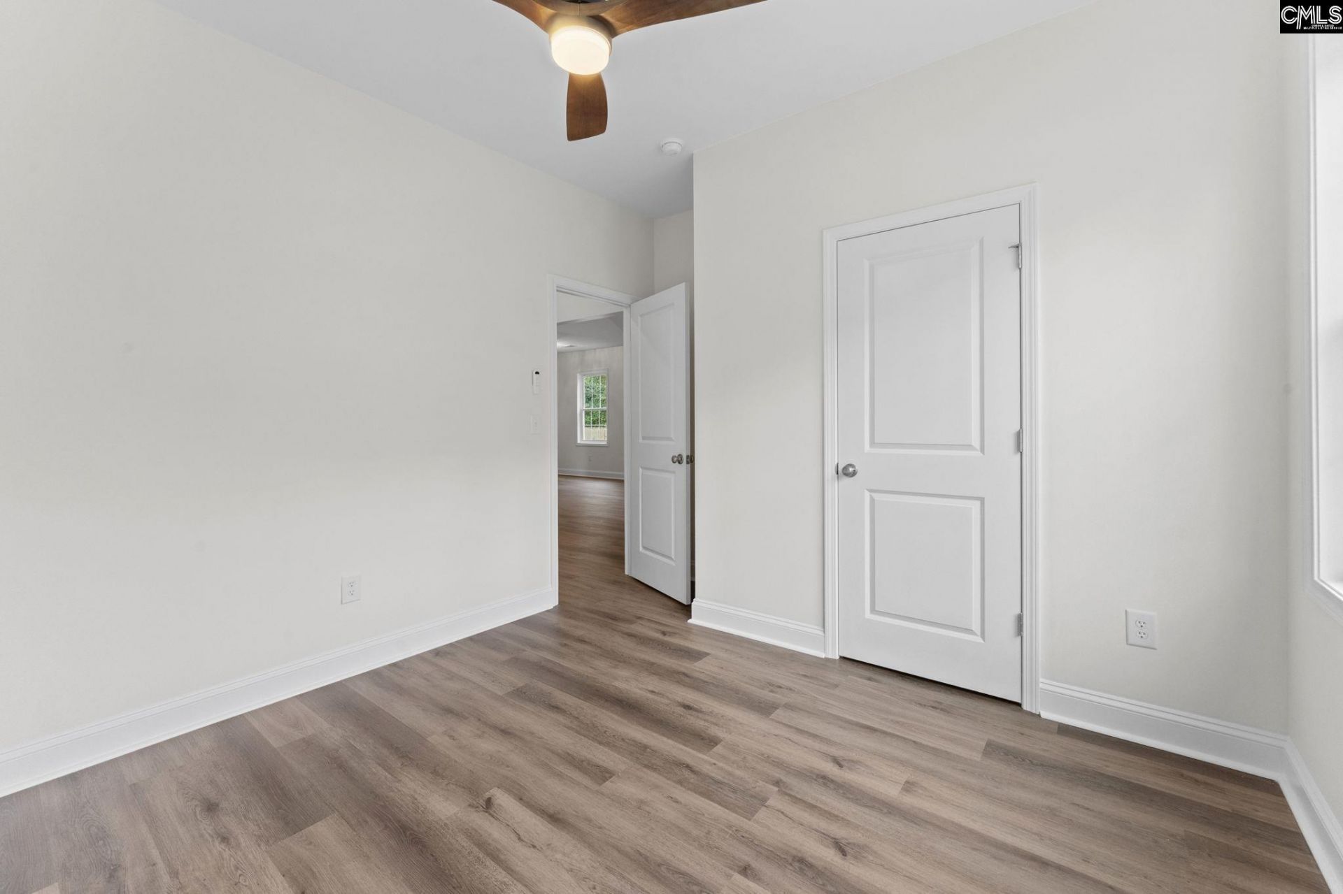 125 S East Avenue Photo 23