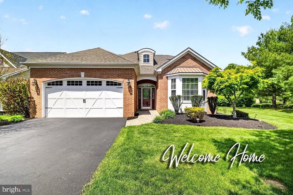 8 Tuscany Drive, Princeton Junction, NJ 08550 Main Photo