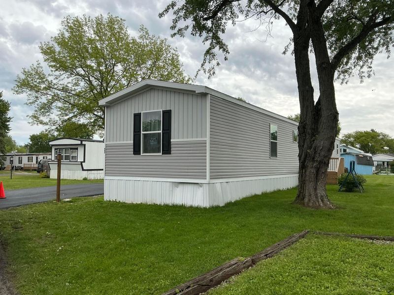 8565 Smith-Calhoun Road , Unit 22, Plain City, OH 43064 Photo 1