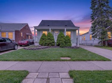 619 Highland Avenue, Lincoln Park, MI 48146