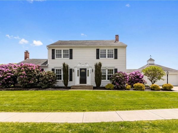 3700 Sandy Hill Rd, Gibsonia, PA 15044