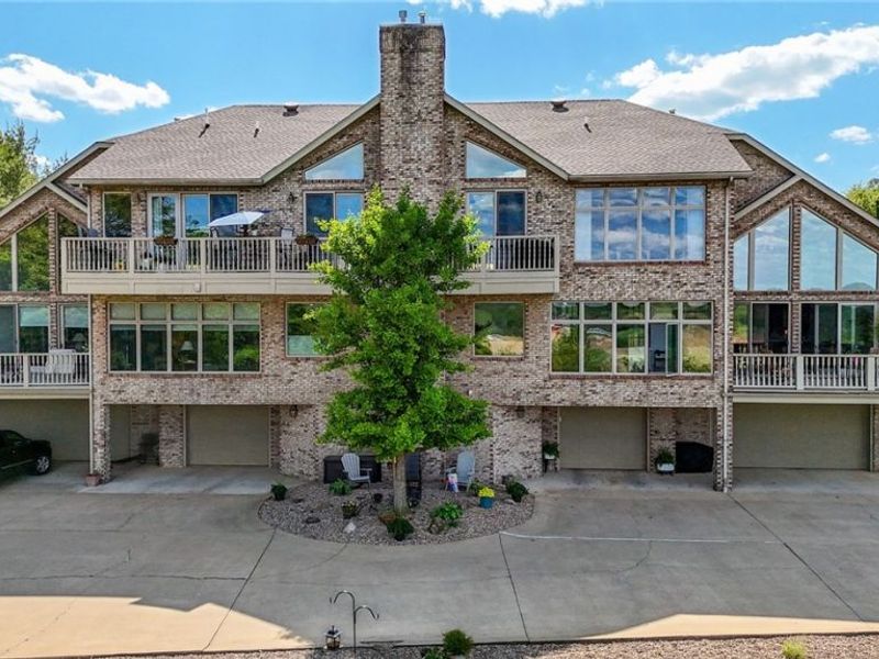 1602 Glendale Road , Unit 3, Marietta, OH 45750 Photo 2