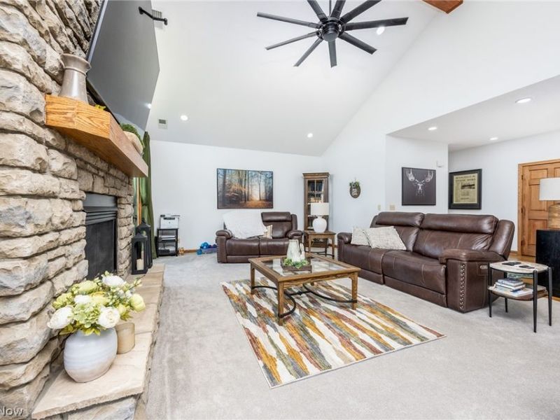1602 Glendale Road , Unit 3, Marietta, OH 45750 Photo 6