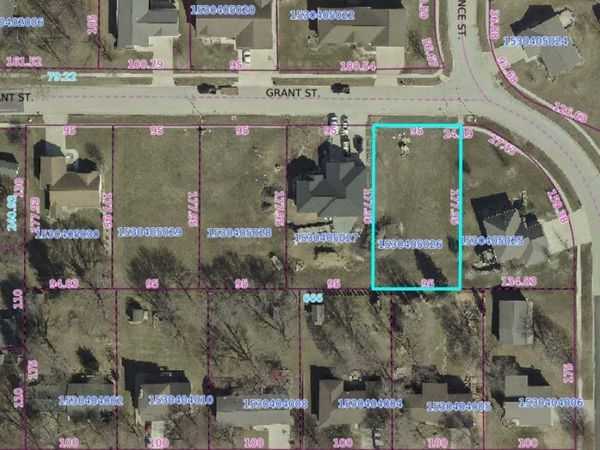 1212 Grant Street, Parkersburg, IA 50665