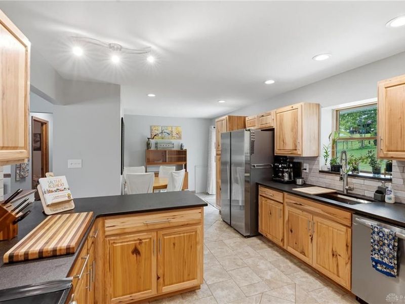 2816 Blackhawk Road, Kettering, OH 45420 Photo 18