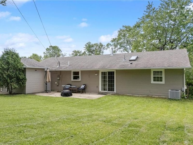 2816 Blackhawk Road, Kettering, OH 45420 Photo 6
