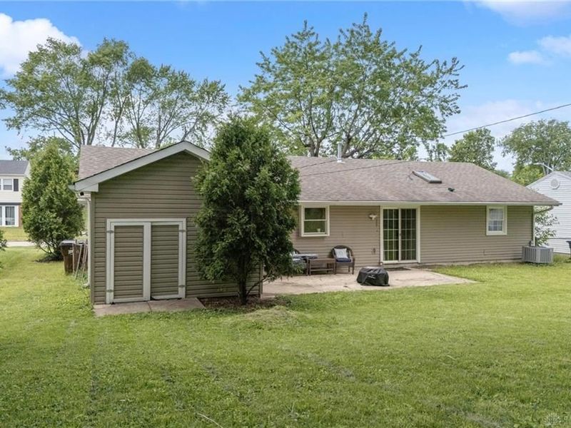 2816 Blackhawk Road, Kettering, OH 45420 Photo 8