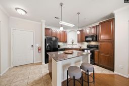 1085 Shop Road  photo 4