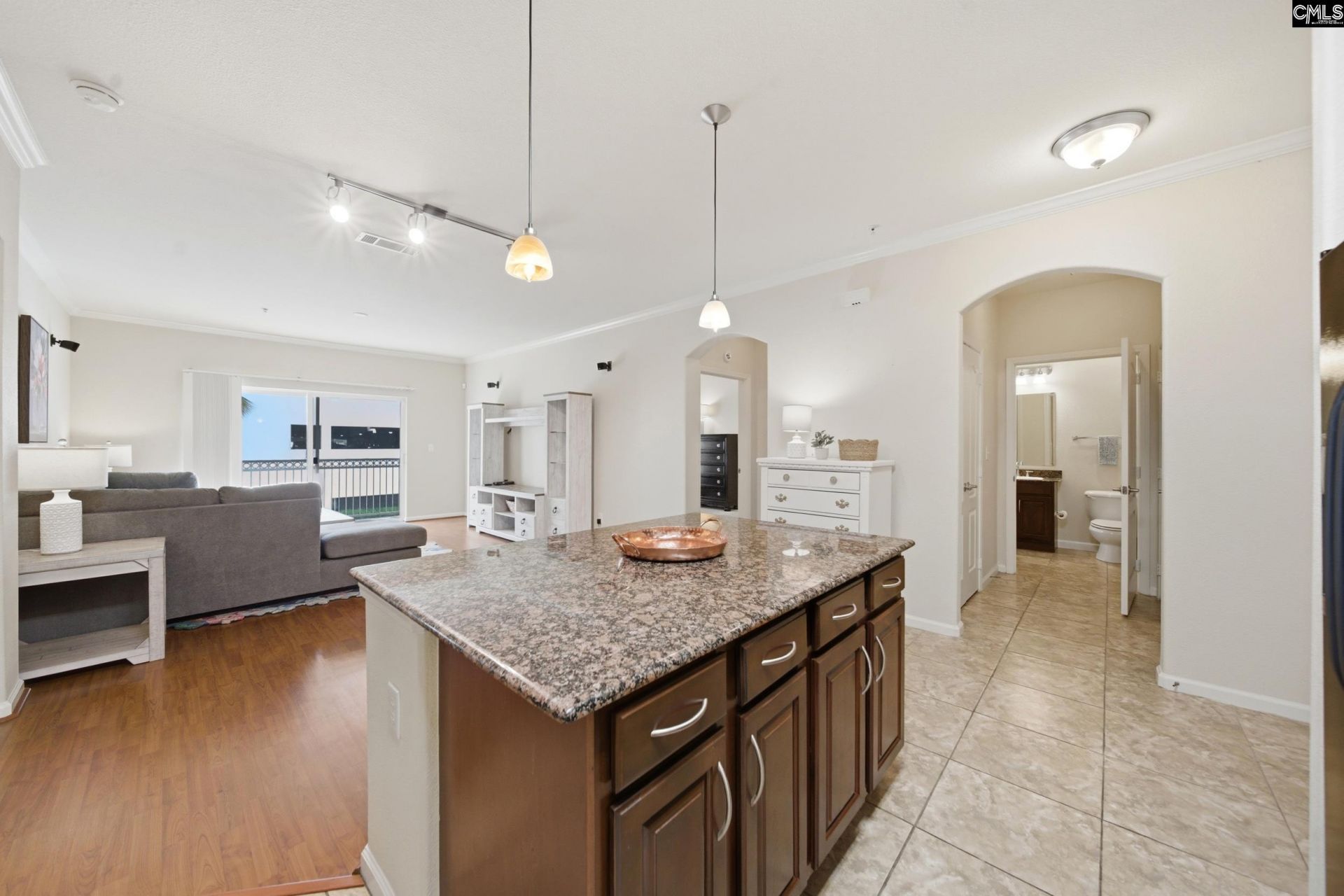 1085 Shop Road  Photo 7