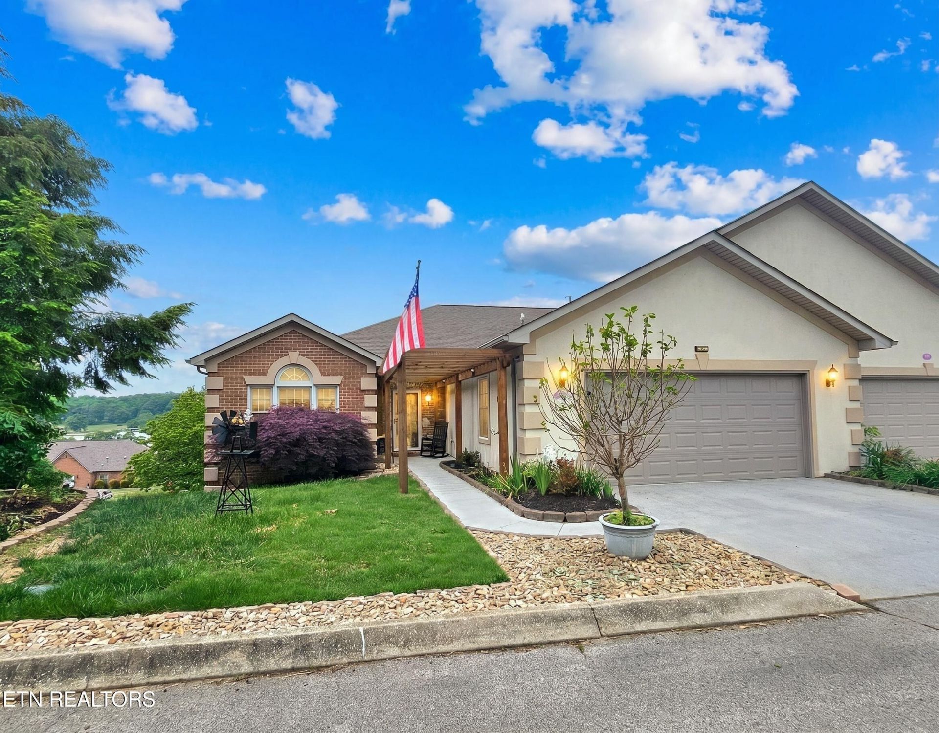 1005 Brentwood Court, Kingston, TN 37763 Main Photo
