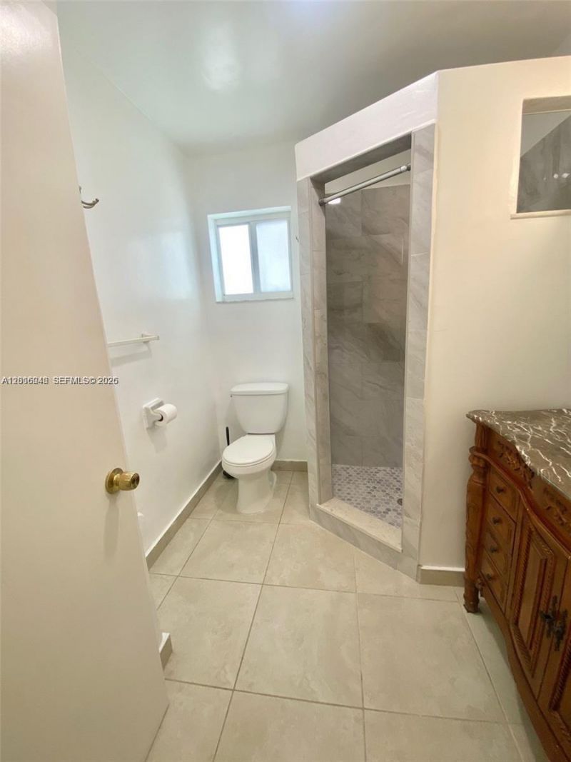 2345 Douglas St, Hollywood, FL 33020 Photo