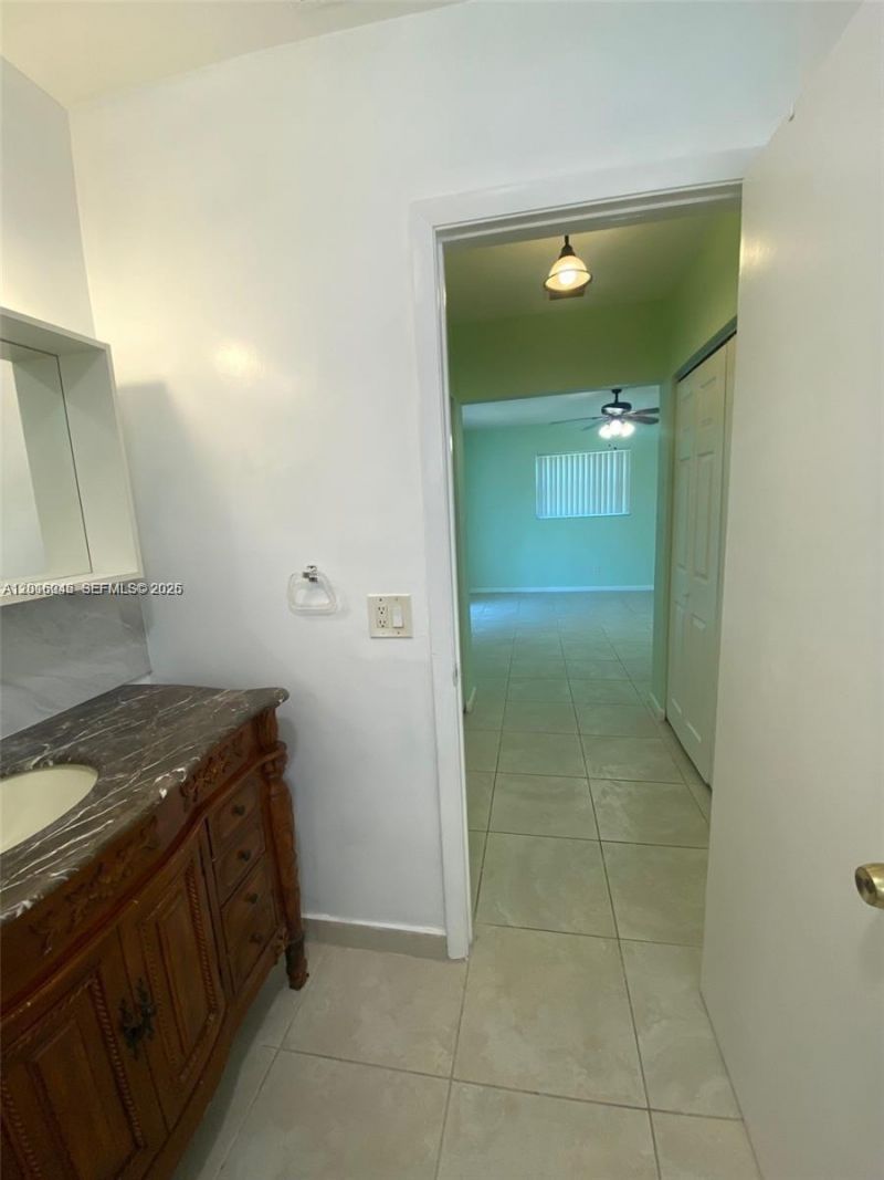 2345 Douglas St, Hollywood, FL 33020 Photo