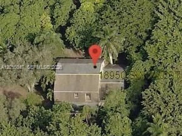 18950 SW 240th St , Homestead, FL 33031