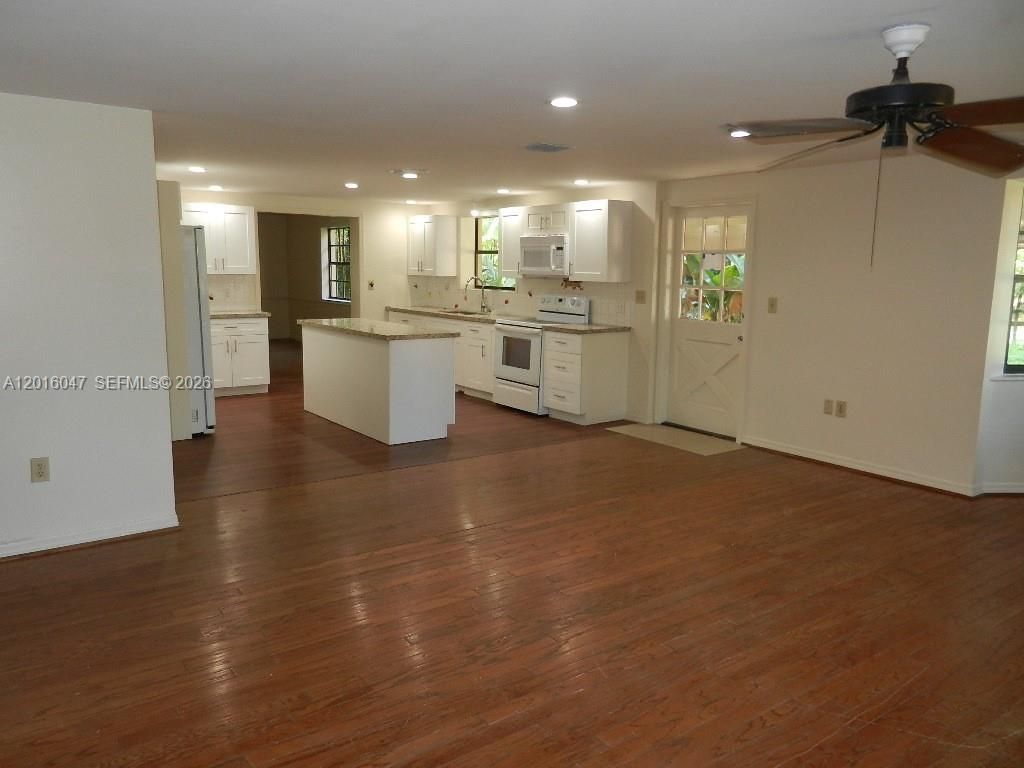18950 SW 240th St , Homestead, FL 33031 Photo