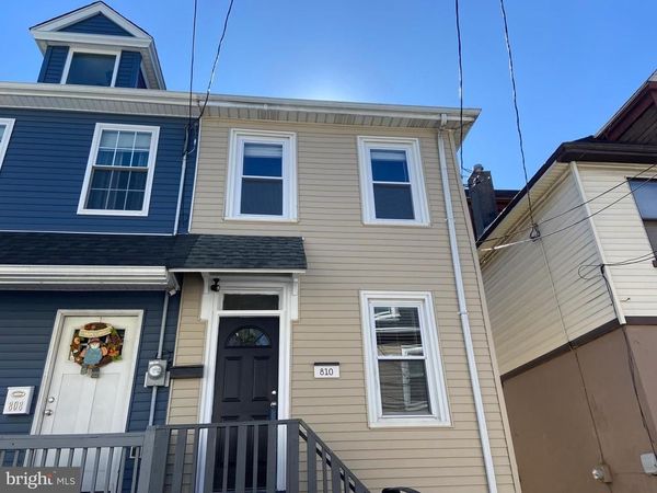 810 PINE STREET , EASTON, PA 18042