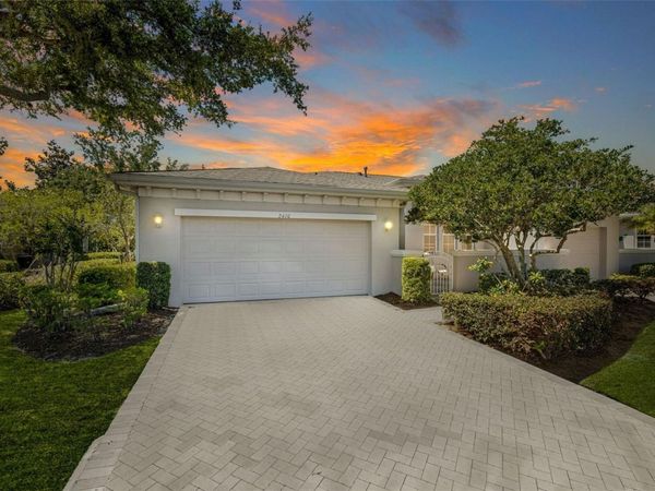 2410 KENSINGTON GREENS DRIVE , Unit 5, SUN CITY CENTER, FL 33573