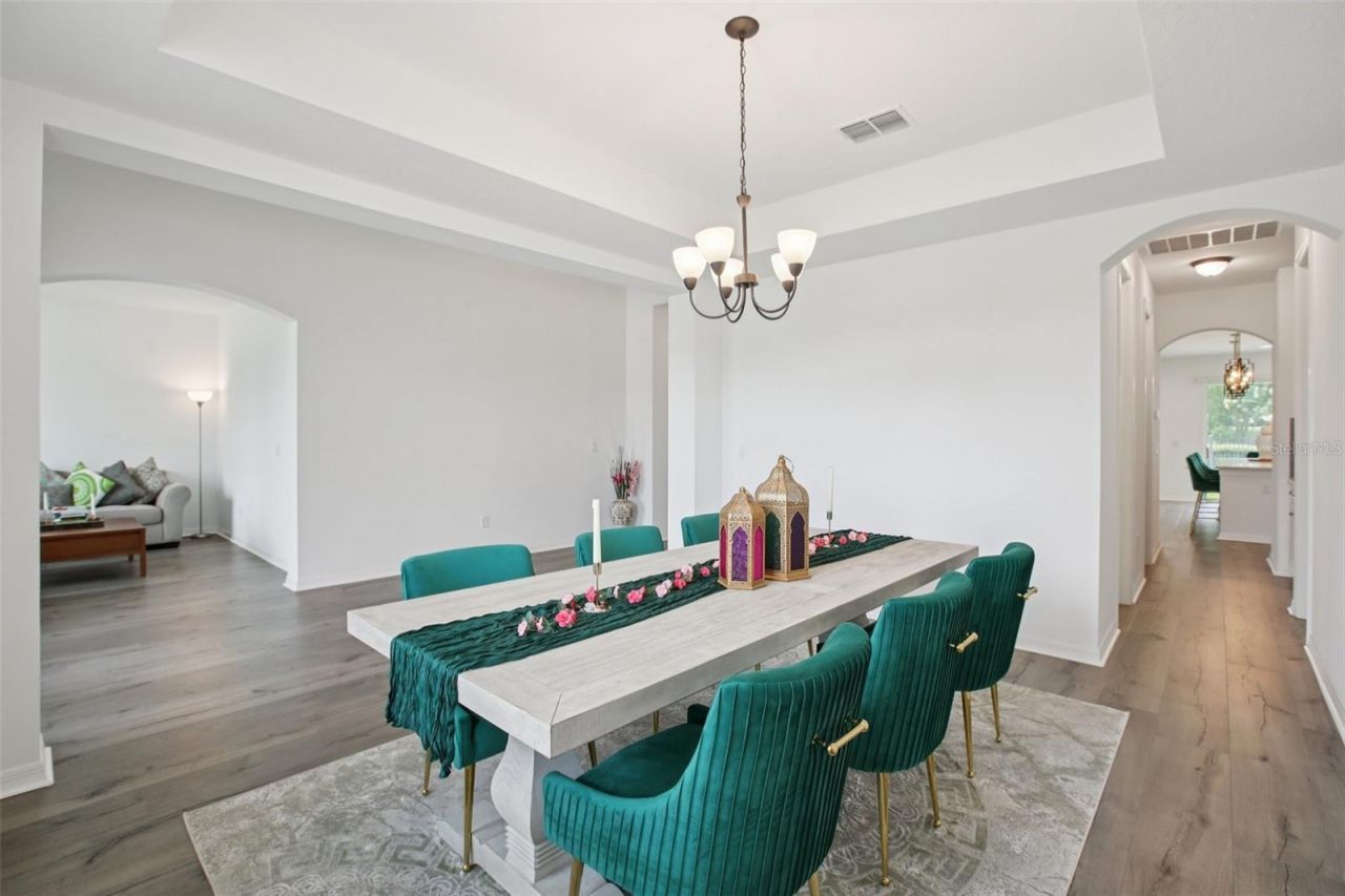 9508 Pyrenees Place, Seffner, FL 33584 Photo