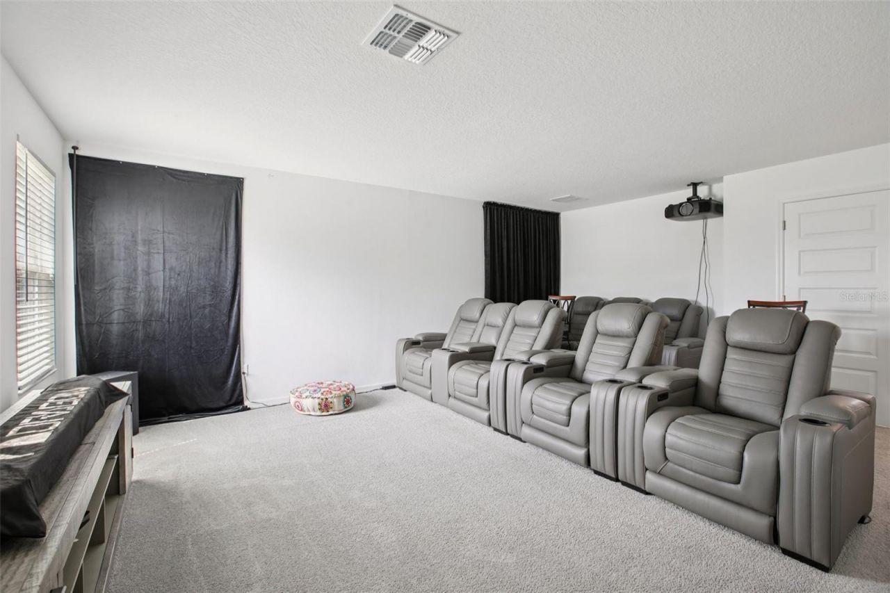 9508 Pyrenees Place, Seffner, FL 33584 Photo