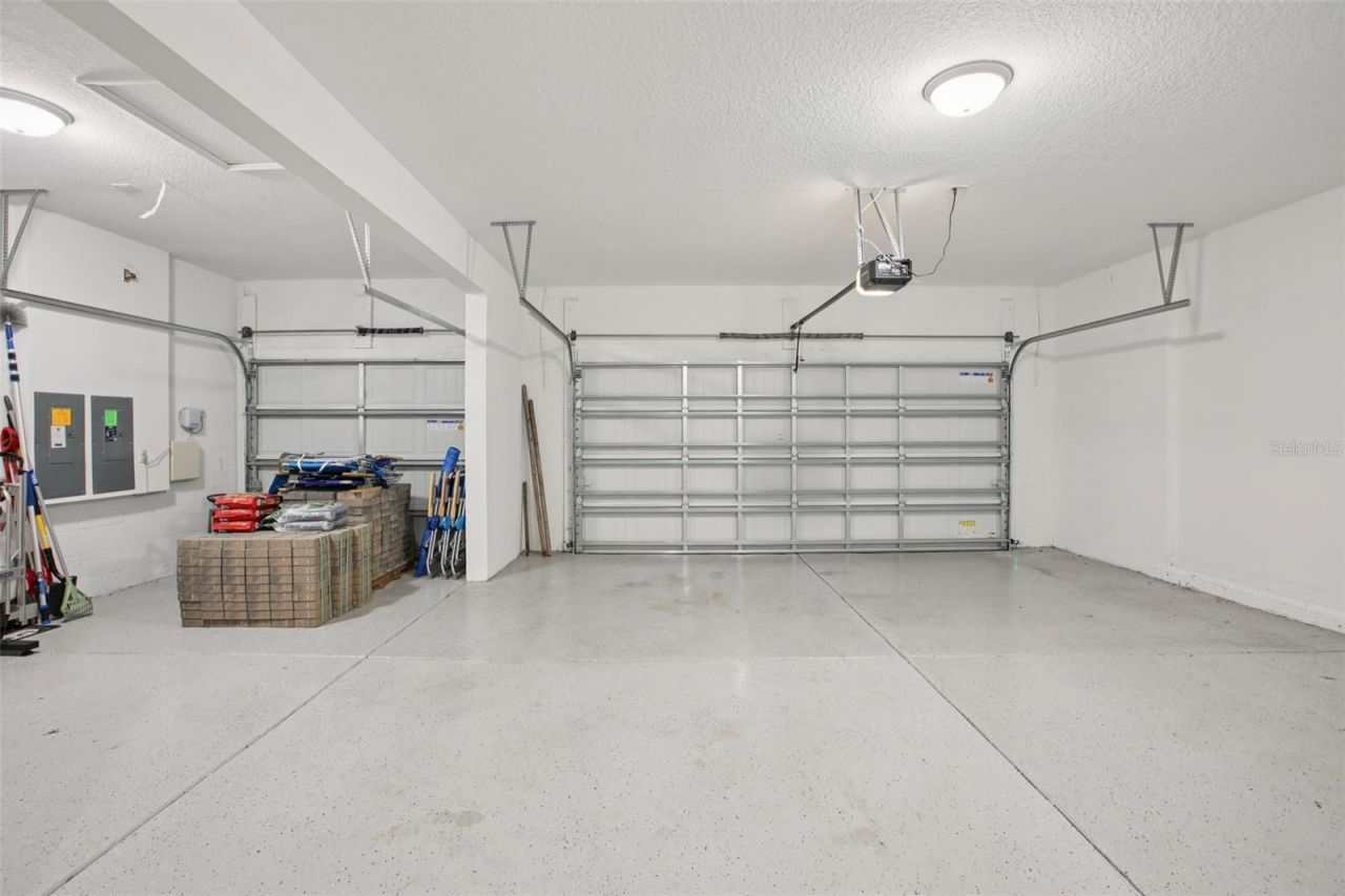 9508 Pyrenees Place, Seffner, FL 33584 Photo