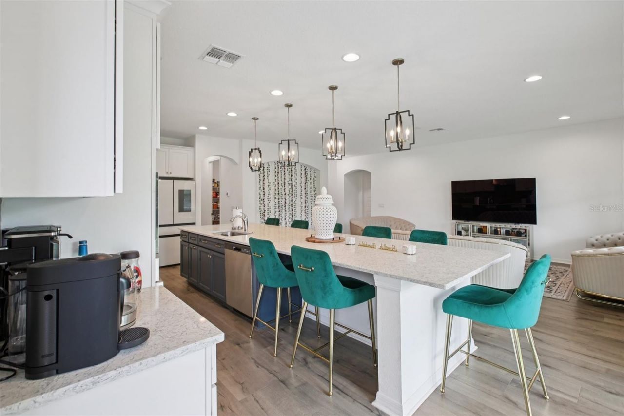 9508 Pyrenees Place, Seffner, FL 33584 Photo