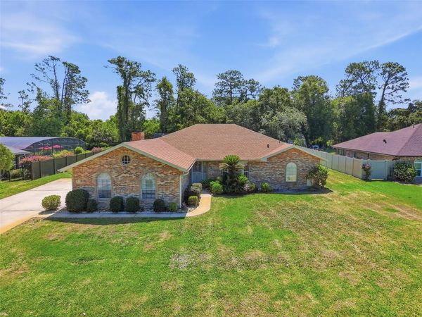 417 GLEN ABBEY LANE , DEBARY, FL 32713