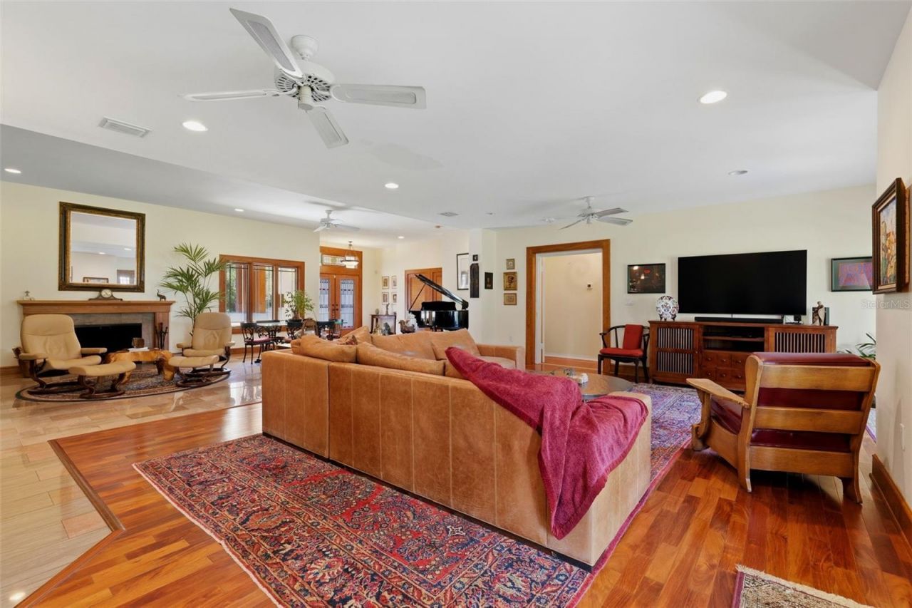 6000 2nd Street S, Saint Petersburg, FL 33705 Photo