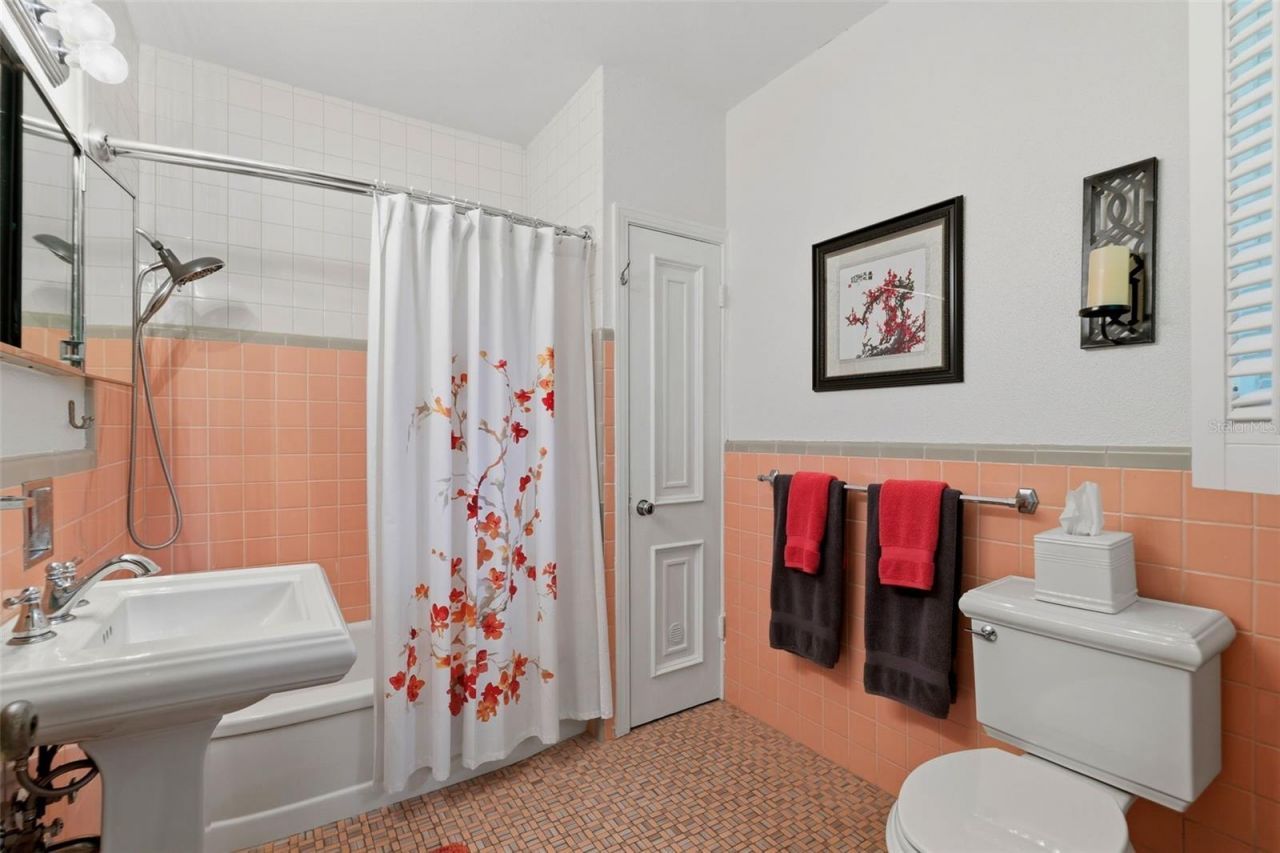 6000 2nd Street S, Saint Petersburg, FL 33705 Photo