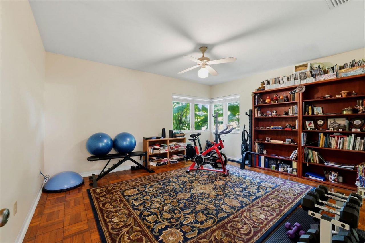 6000 2nd Street S, Saint Petersburg, FL 33705 Photo