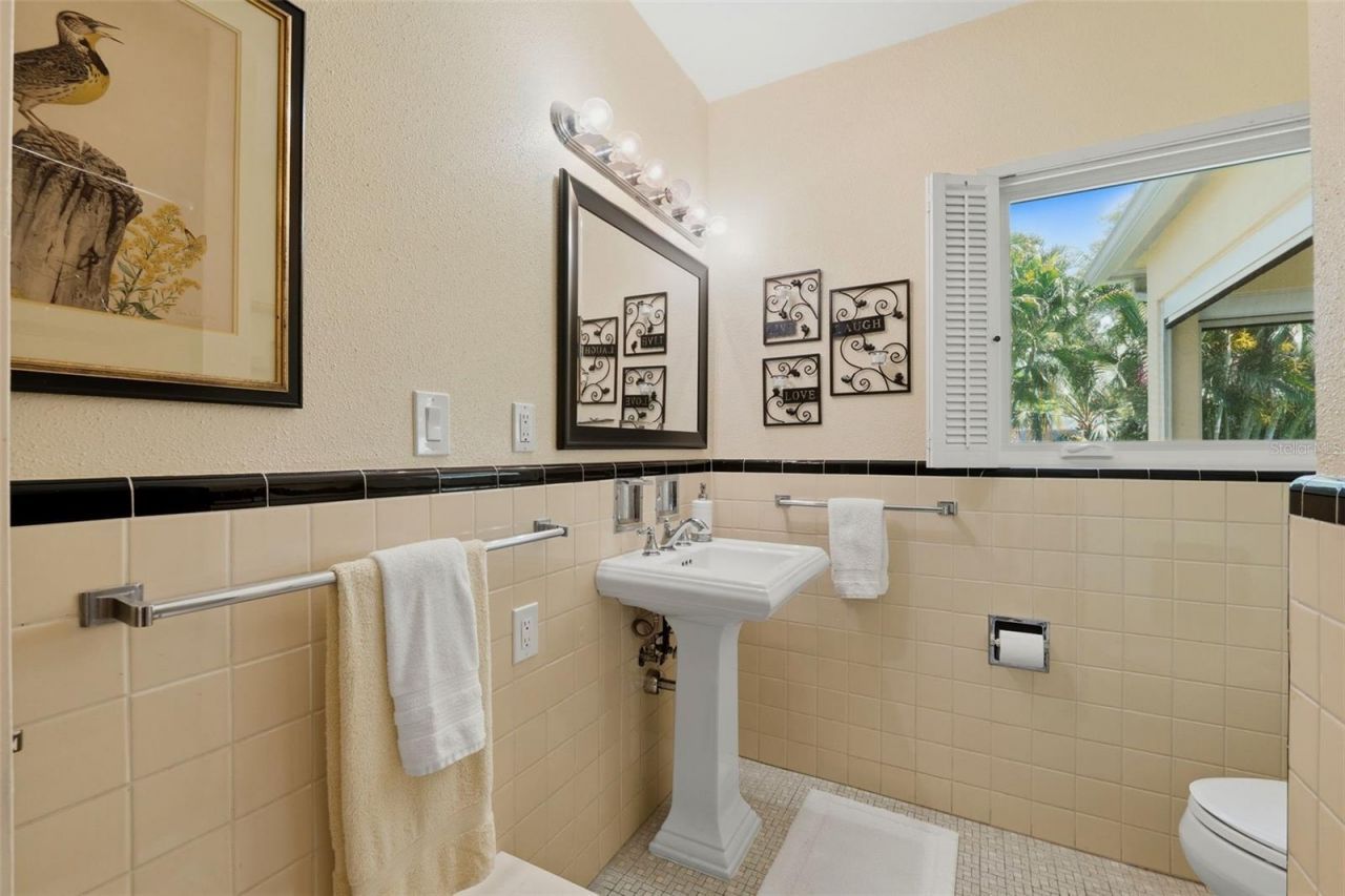 6000 2nd Street S, Saint Petersburg, FL 33705 Photo
