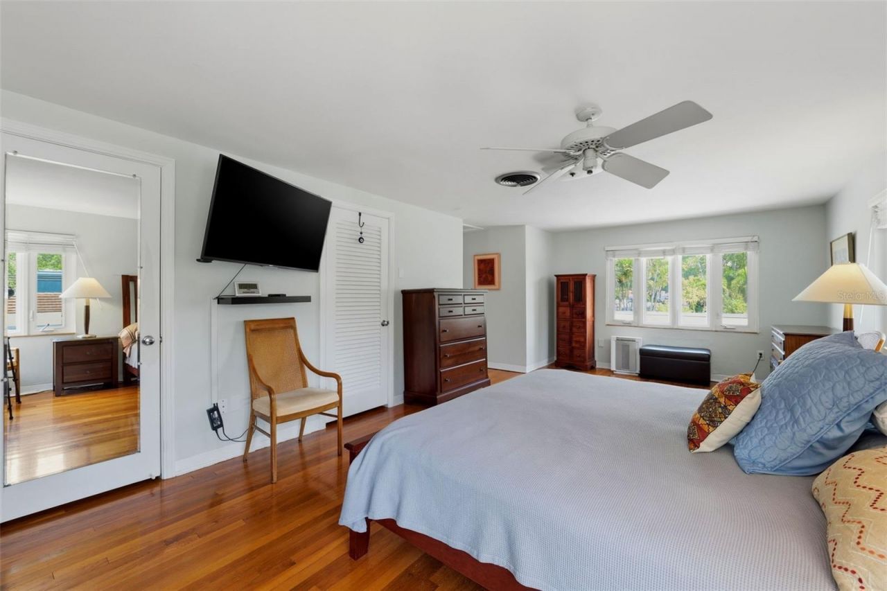 6000 2nd Street S, Saint Petersburg, FL 33705 Photo