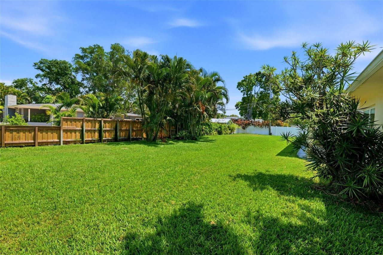 6000 2nd Street S, Saint Petersburg, FL 33705 Photo