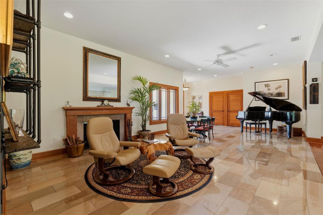 6000 2nd Street S, Saint Petersburg, FL 33705 Photo