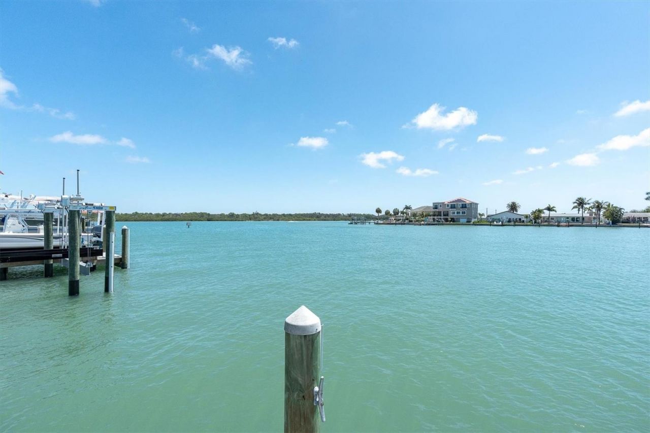 575 Crystal Drive , Madeira Beach, FL 33708 Photo