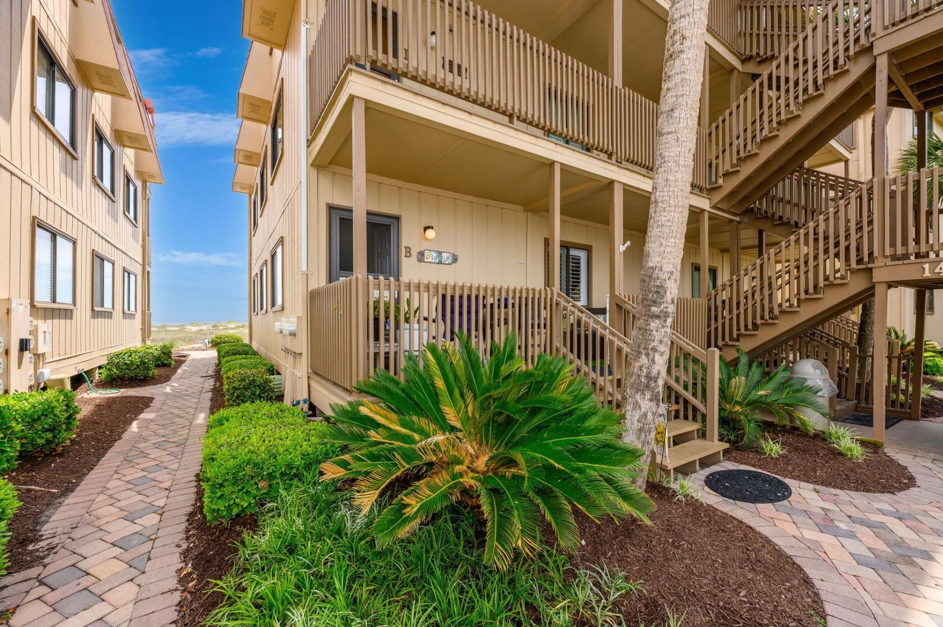 6309 Ocean Blvd. N Photo 20