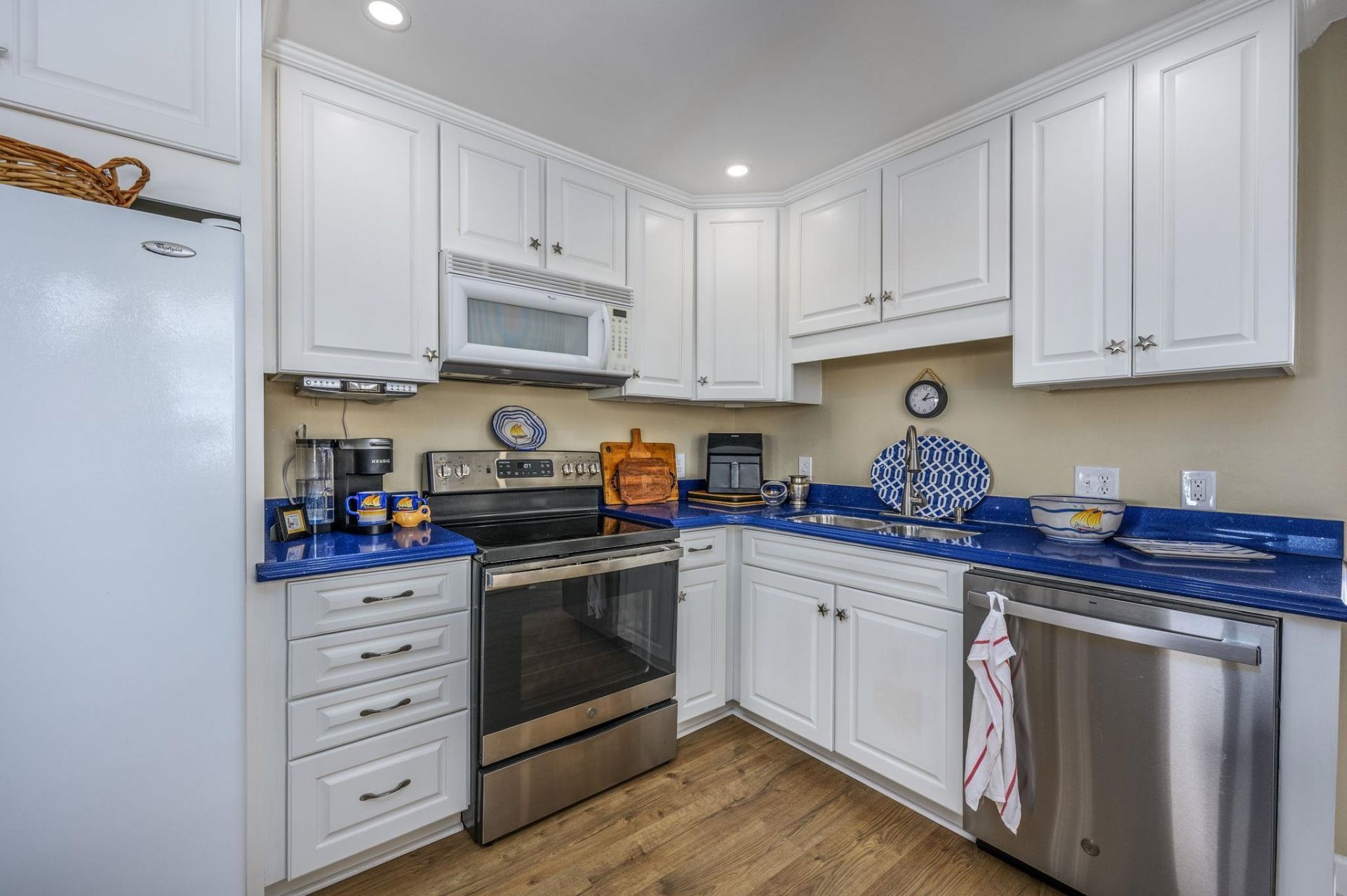 6309 Ocean Blvd. N Photo 5